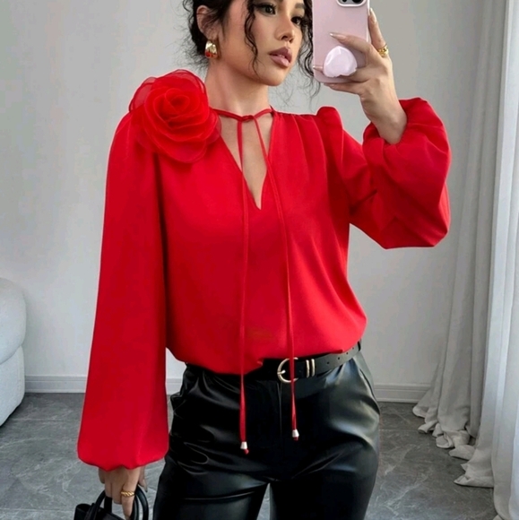 Tops - Women's 3D Floral Decor Lace-Up Casual Long Sleeve Blouse